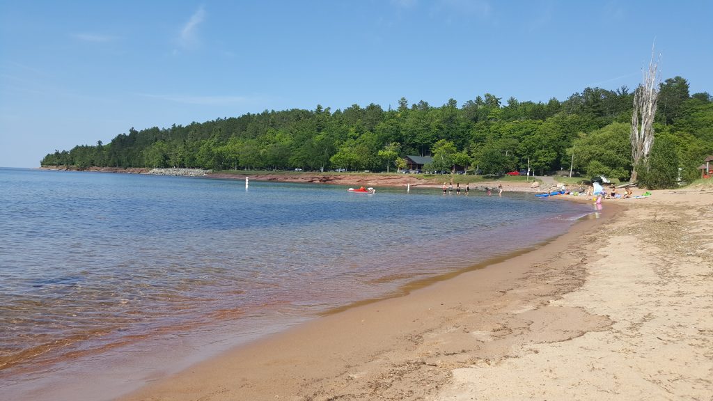 Presque_Isle,_Marquette,_MI_-_2016