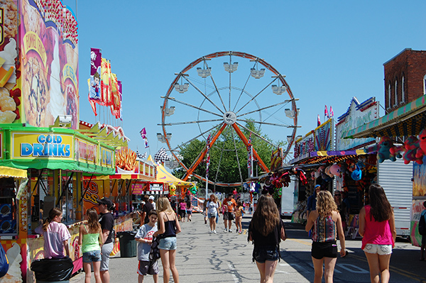 fishfly-fest-carnival-094-facebook